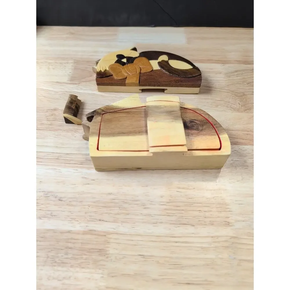 Sleeping Kitten CARVER DANS handcrafted Cat‎ Solid Wood Puzzle Trinket Box